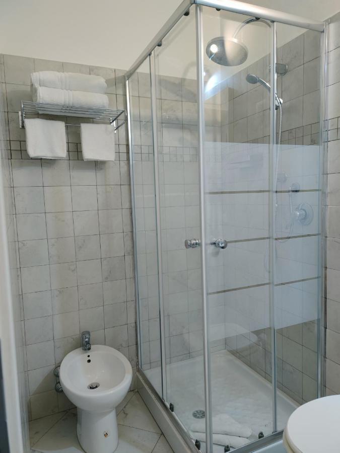 Bosuites Rom Eksteriør billede